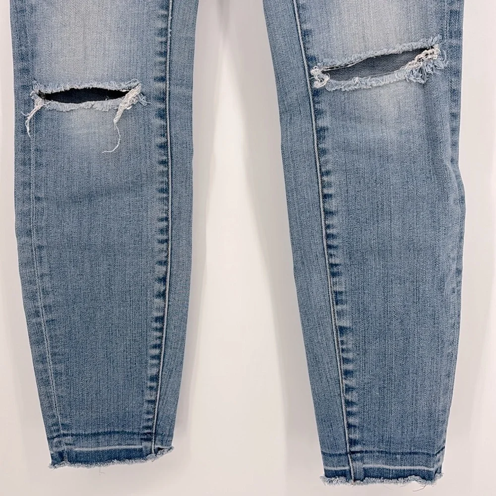 Madewell High Riser Skinny Distressed Light Wash Jeans Women’s Size 24